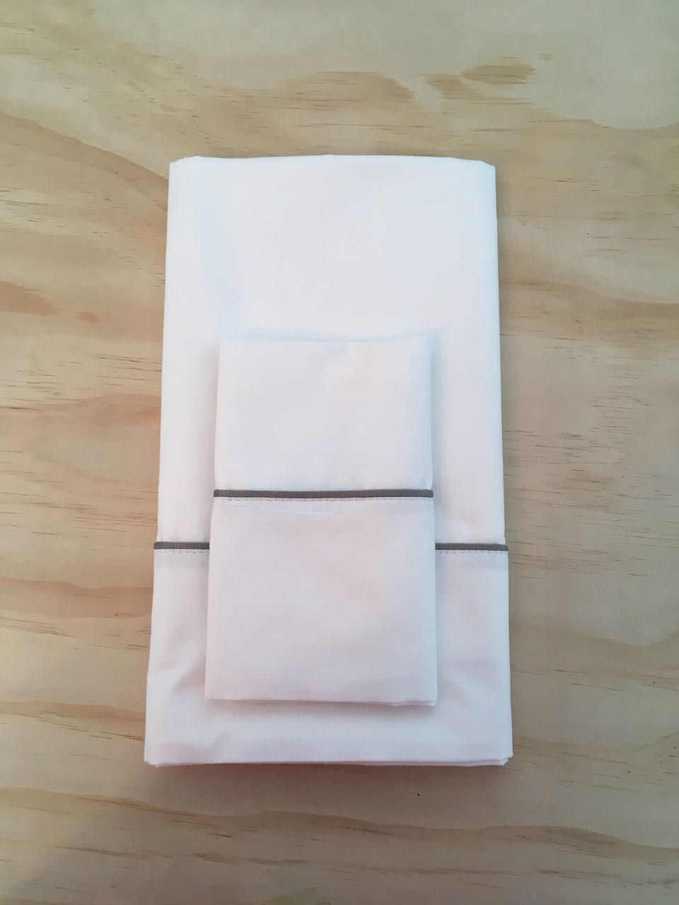 Miniatura: Sábanas Blancas  - Cuna