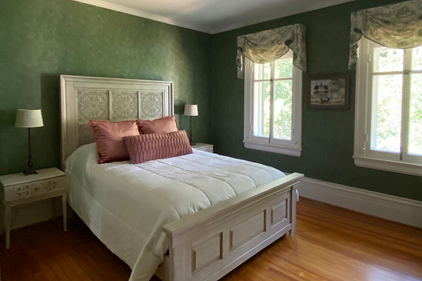 Connection Bedroom.jpg