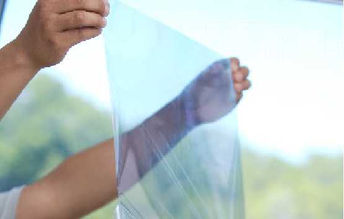 窓ガラスフィルム