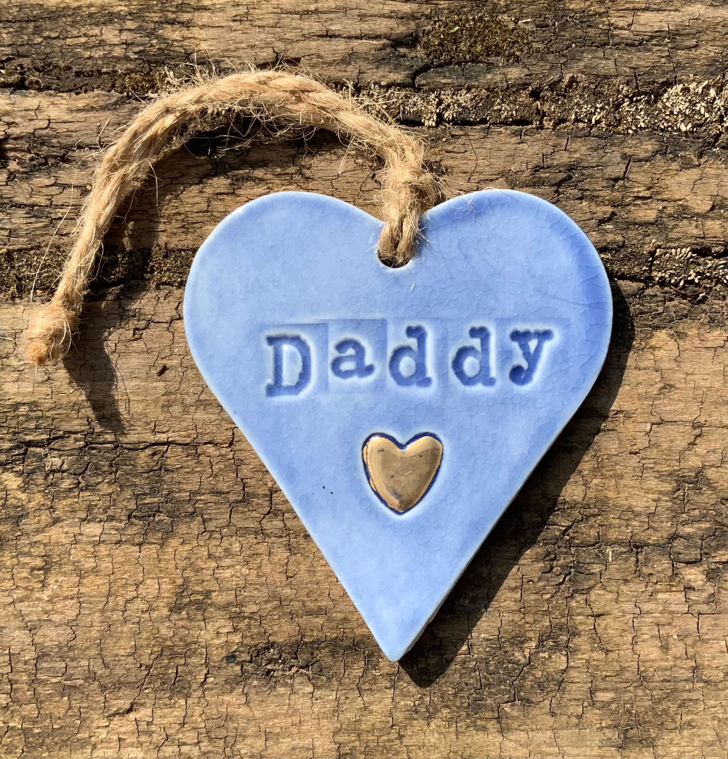 ‘Dad/Daddy’ porcelain hanging heart with gold detail