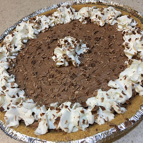 EASY Chocolate Holiday Pie