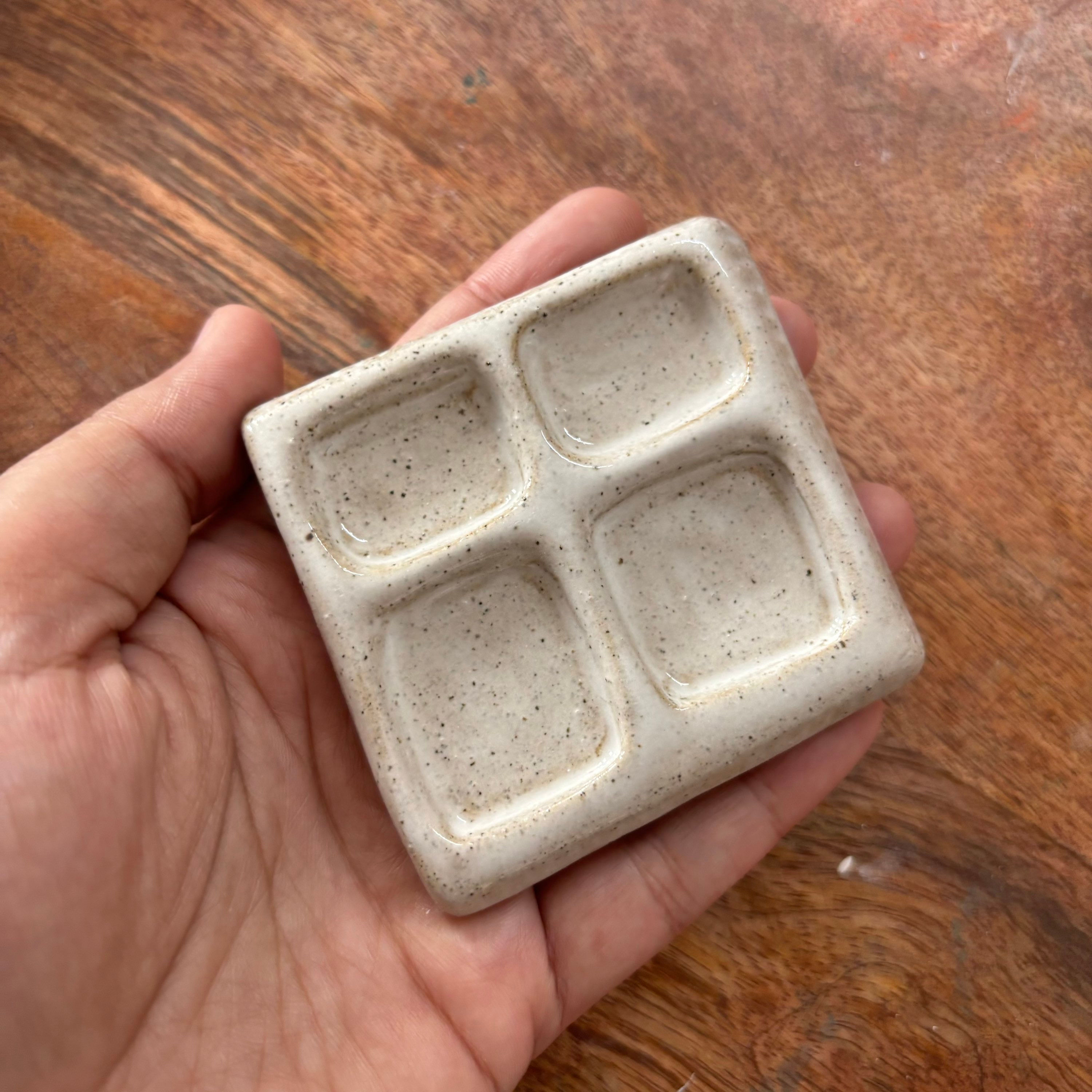 Rectangular 4 wells Ceramic Palette - ceramic paint palette by Mytinyjournal