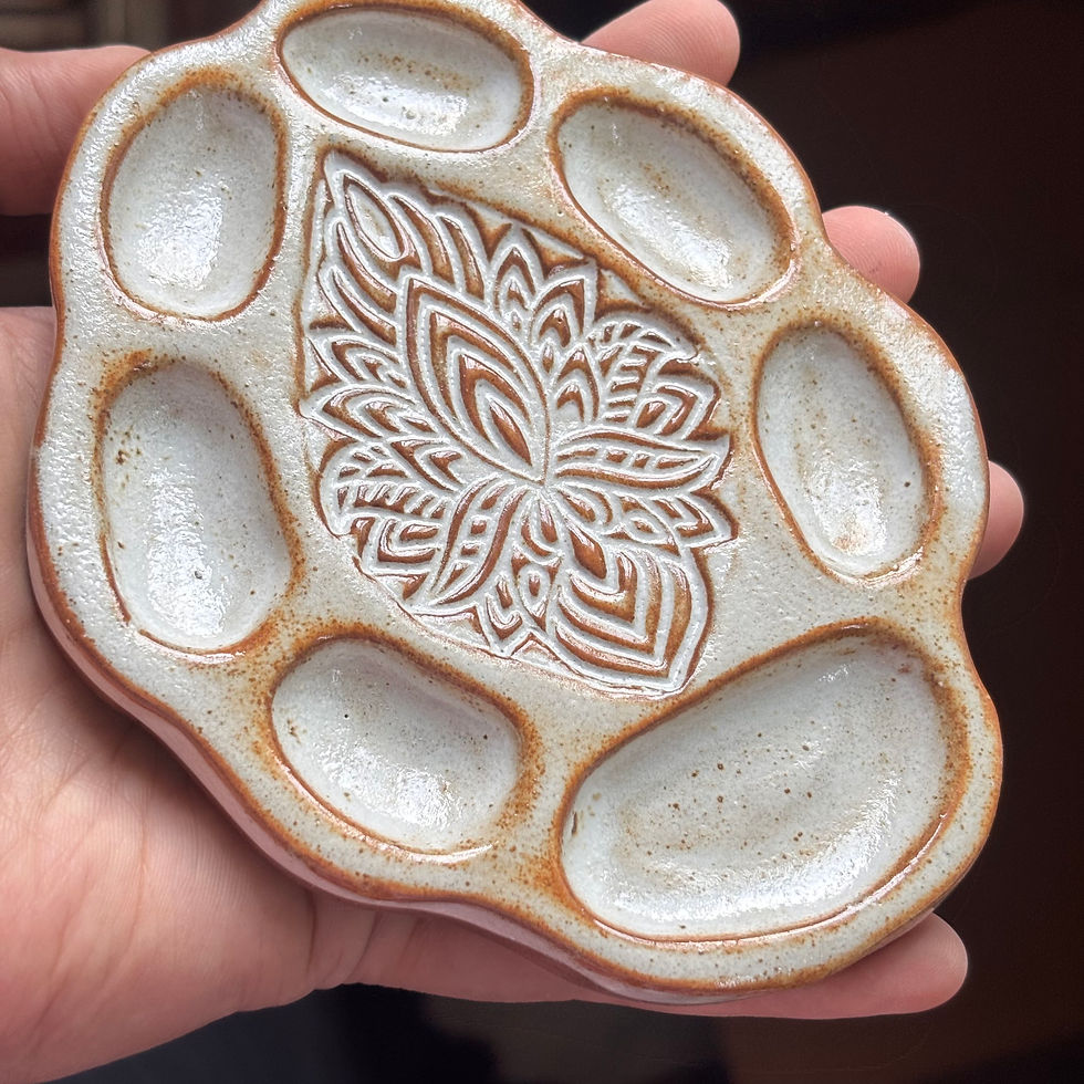 Thumbnail: Speckled buff hamsa ceramic watercolour palette , Made in India