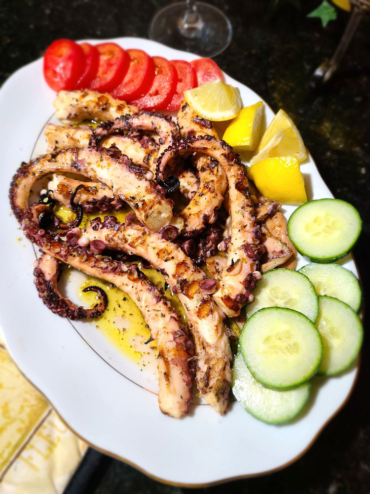 Easy, Tender Grilled Octopus (Glutenfree, soyfree, dairyfree)