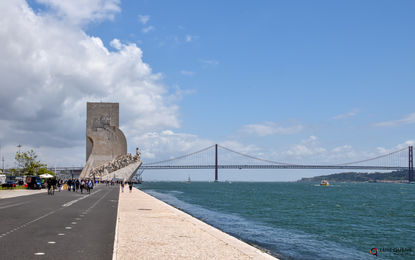 O Padrão dos Descobrimentos e Ponte 25 de Abril em Lisboa, Portugal