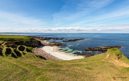 A Baía de Sannick nas proximidades Duncansby Head e de John o' Groats, no extremo nordeste da Escócia Caithness