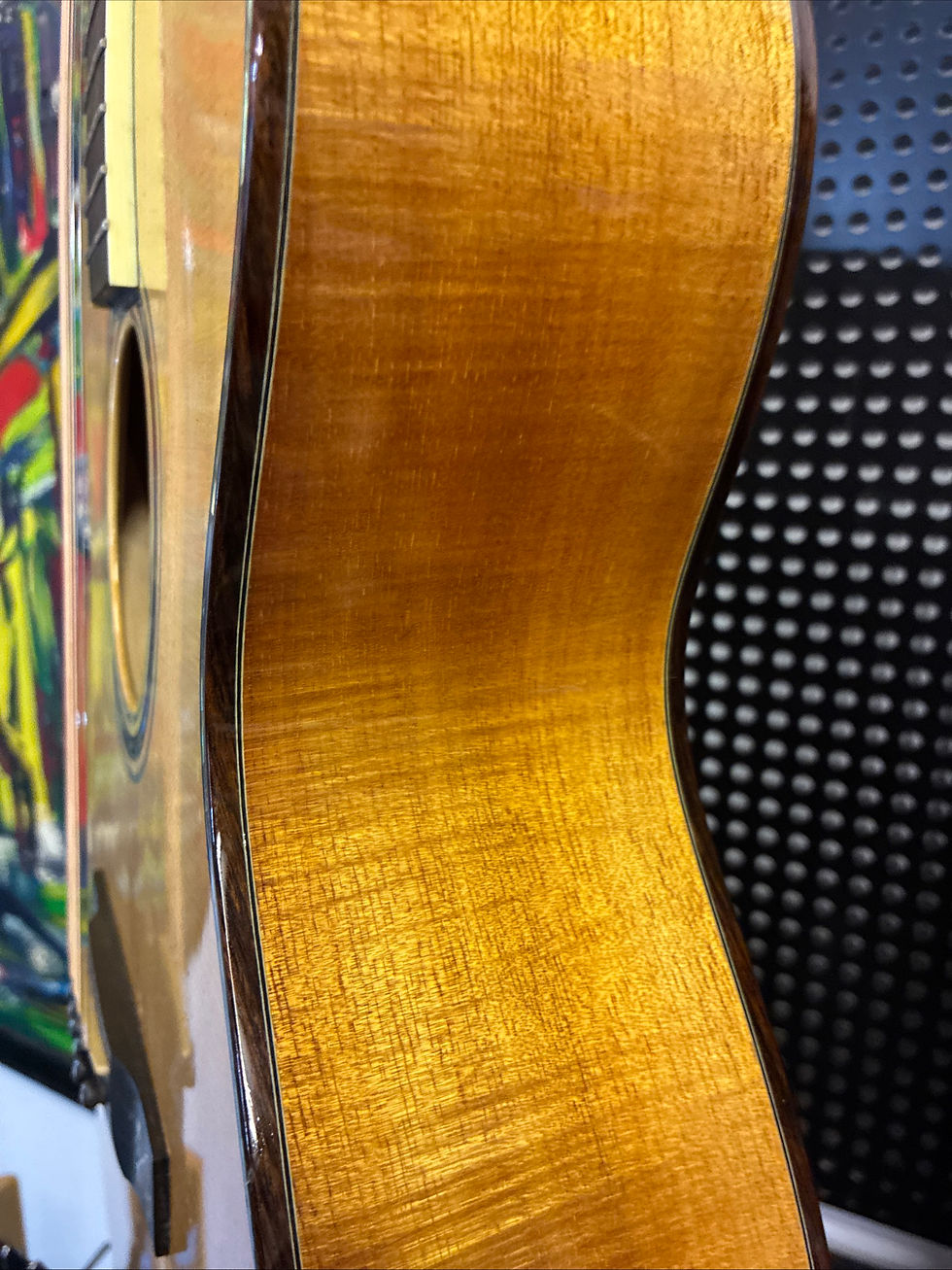 Thumbnail: Larrivee OM-10 with joker inlay