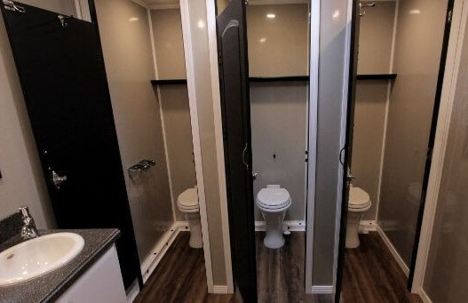 exexutive trailer interior.jpg
