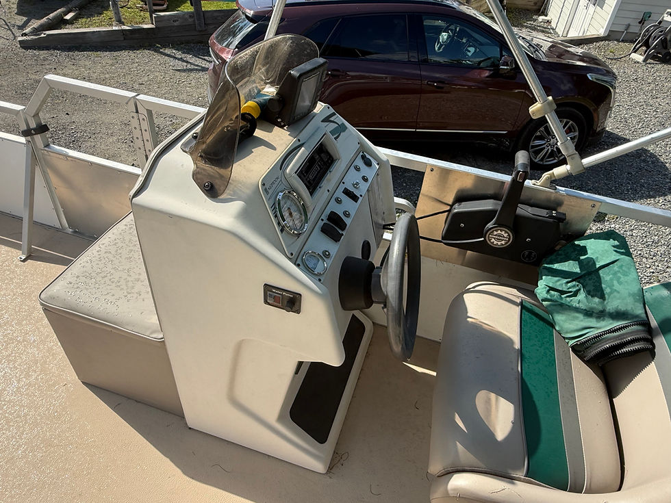 Thumbnail: 1998 Neptoon pontoon boat with 70 horsepower Johnson