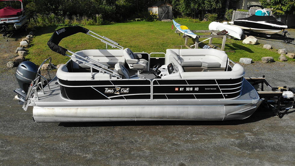 Thumbnail: Used 2021 Godfrey Trade in, 22 Foot with 115 Horsepower Yamaha Engine