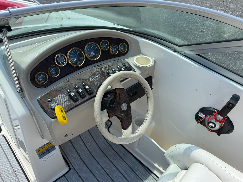 Thumbnail: 2002 Rinker Captiva 212