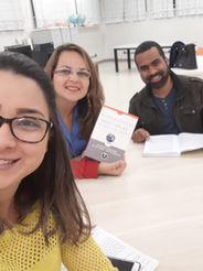 Compartilhando e semeando conhecimentos: Núcleo Pedagógico da APOV participa de Semana Acadêmica de