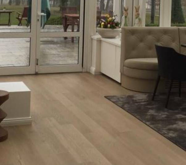 Laminate flooring instalation