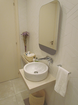 p3 living 6_edited.jpg