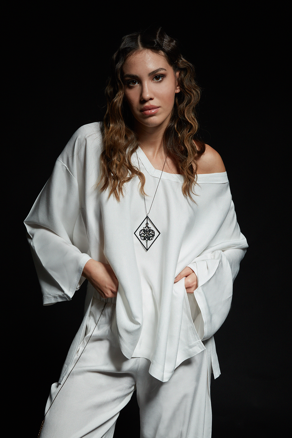 Thumbnail: Diana Asymmetric Top