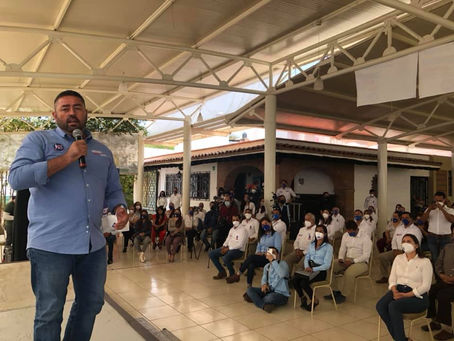 Germán Martínez recibe el respaldo de Miguel Marquéz Márquez a su candidatura.