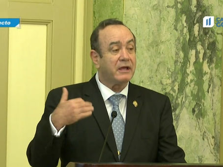 Giammattei critica Cumbre de la Democracia organizada por EE. UU.