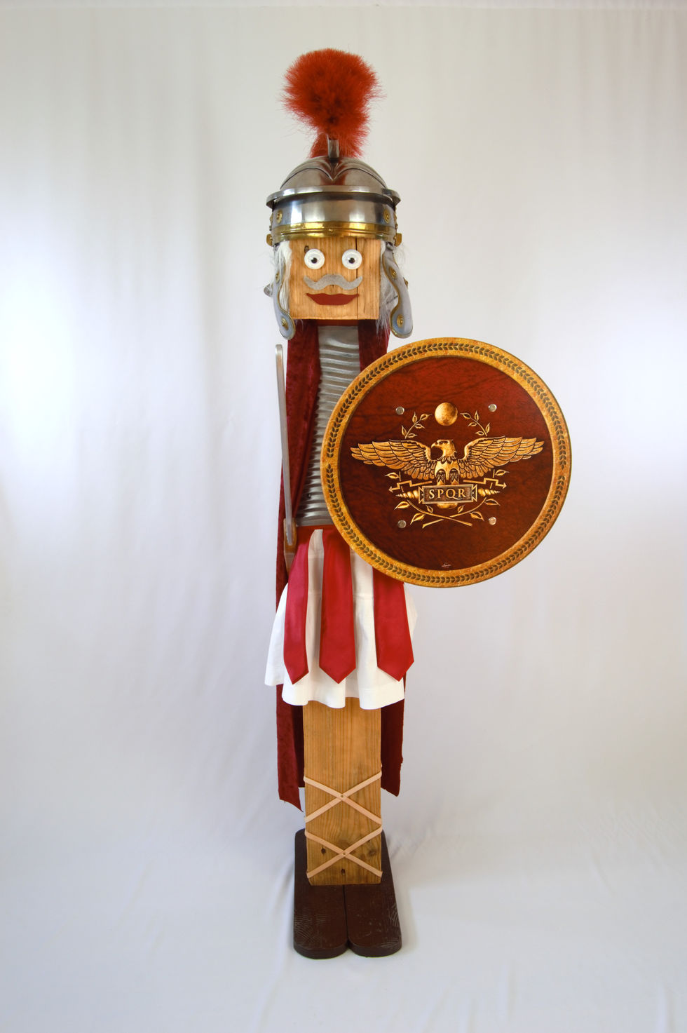 Ein Centurio Roms, Offizier der Kohorte, kämpfte mit dem Schwert und fiel in der Varusschlacht.