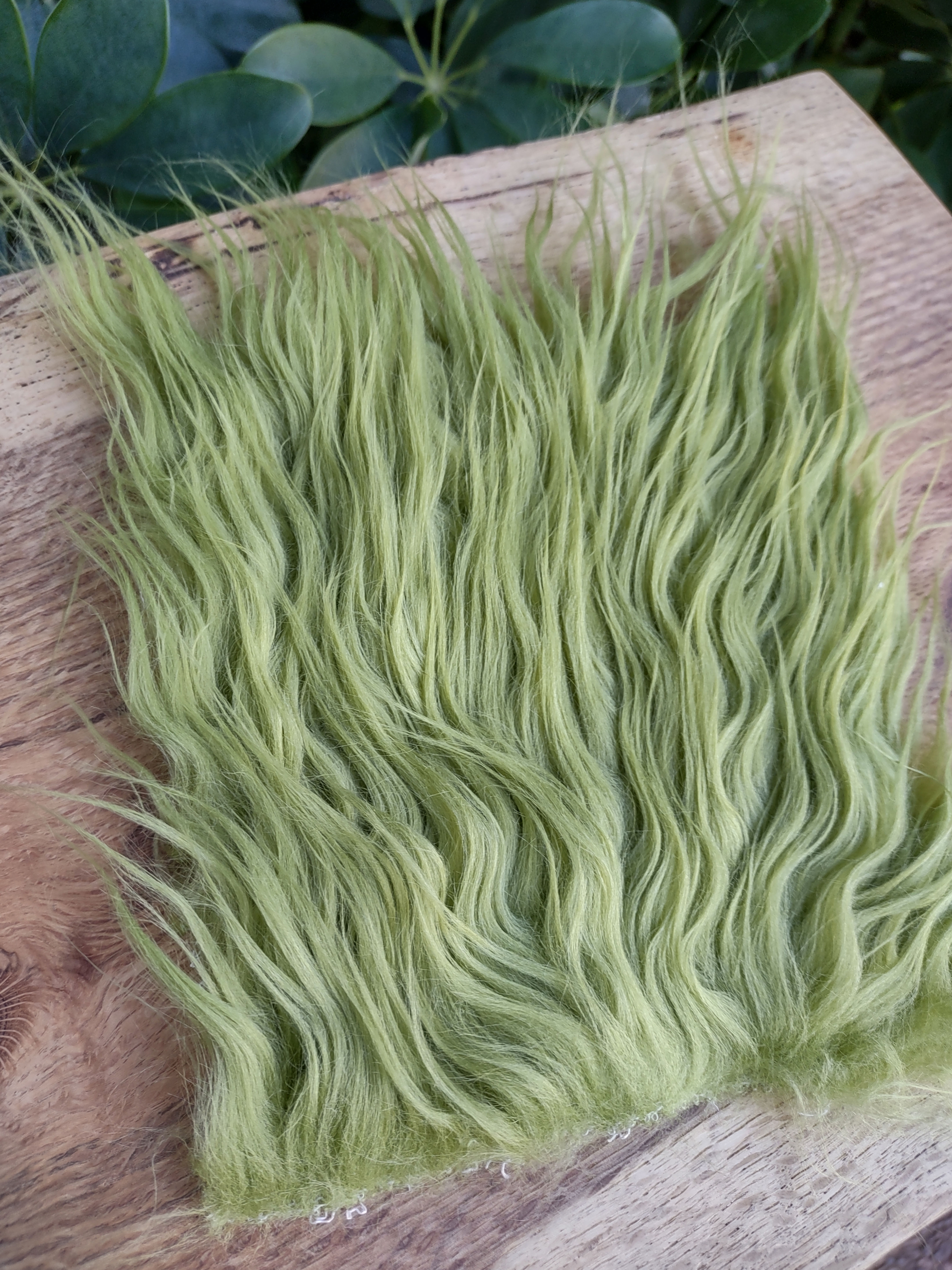 Olive Pseudo Pizzly Hair