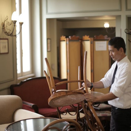 Time to Leave — Why Restaurant Employees Are Exiting the Industry