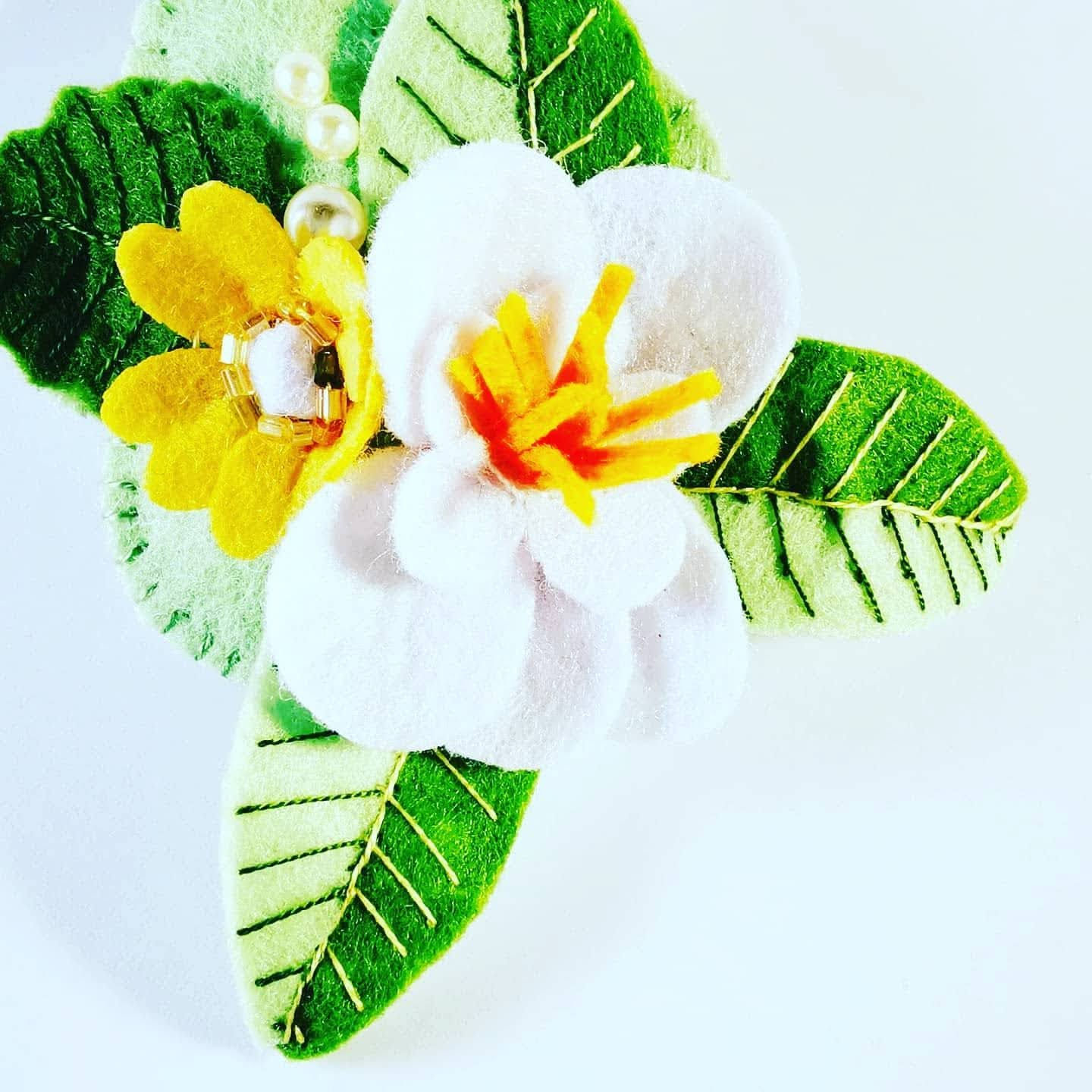 Spring flowers brooch