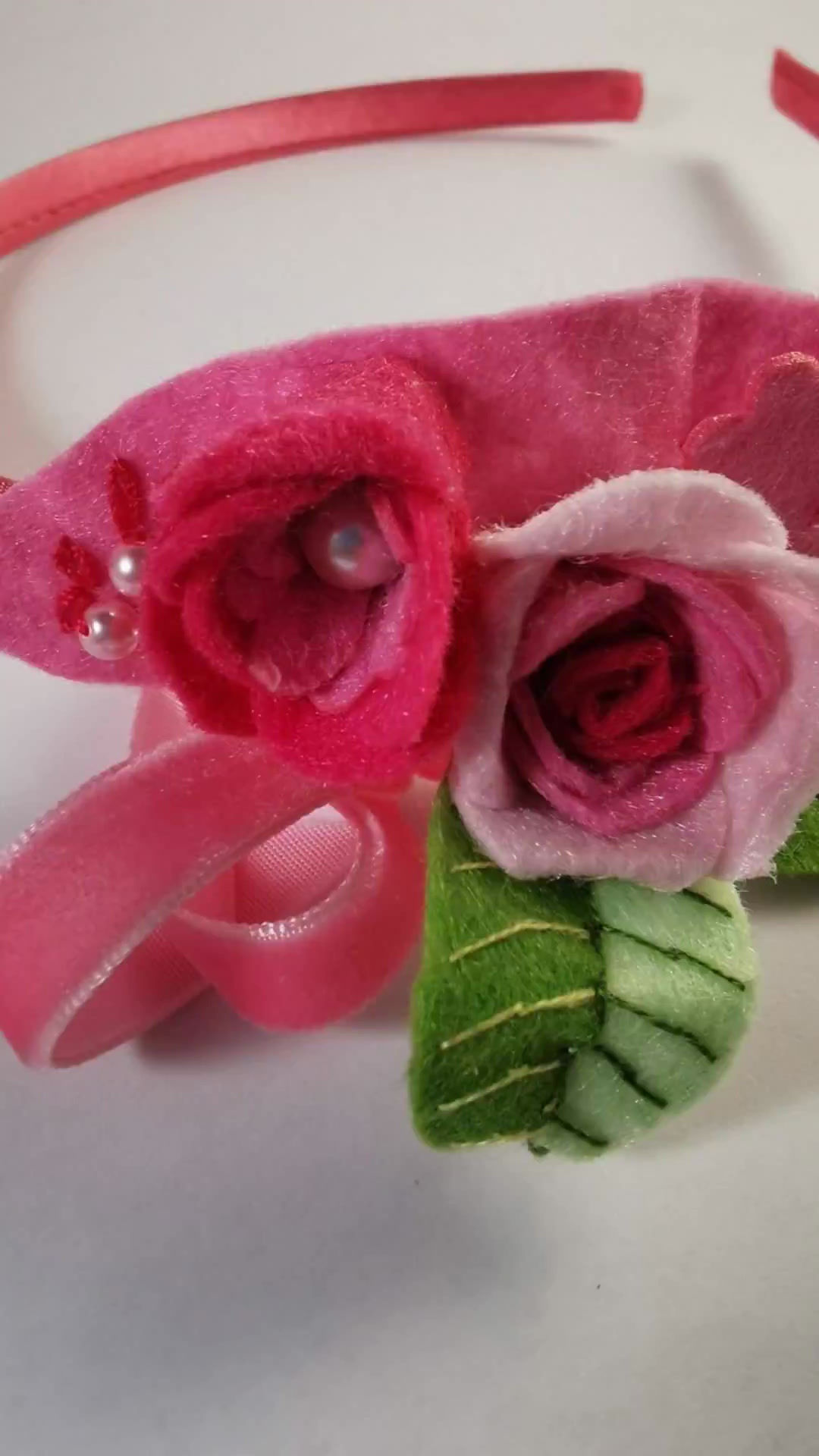 Brooche, hairclips and headbands