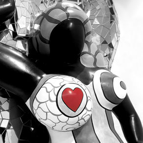 NIKI DE SAINT PHALLE