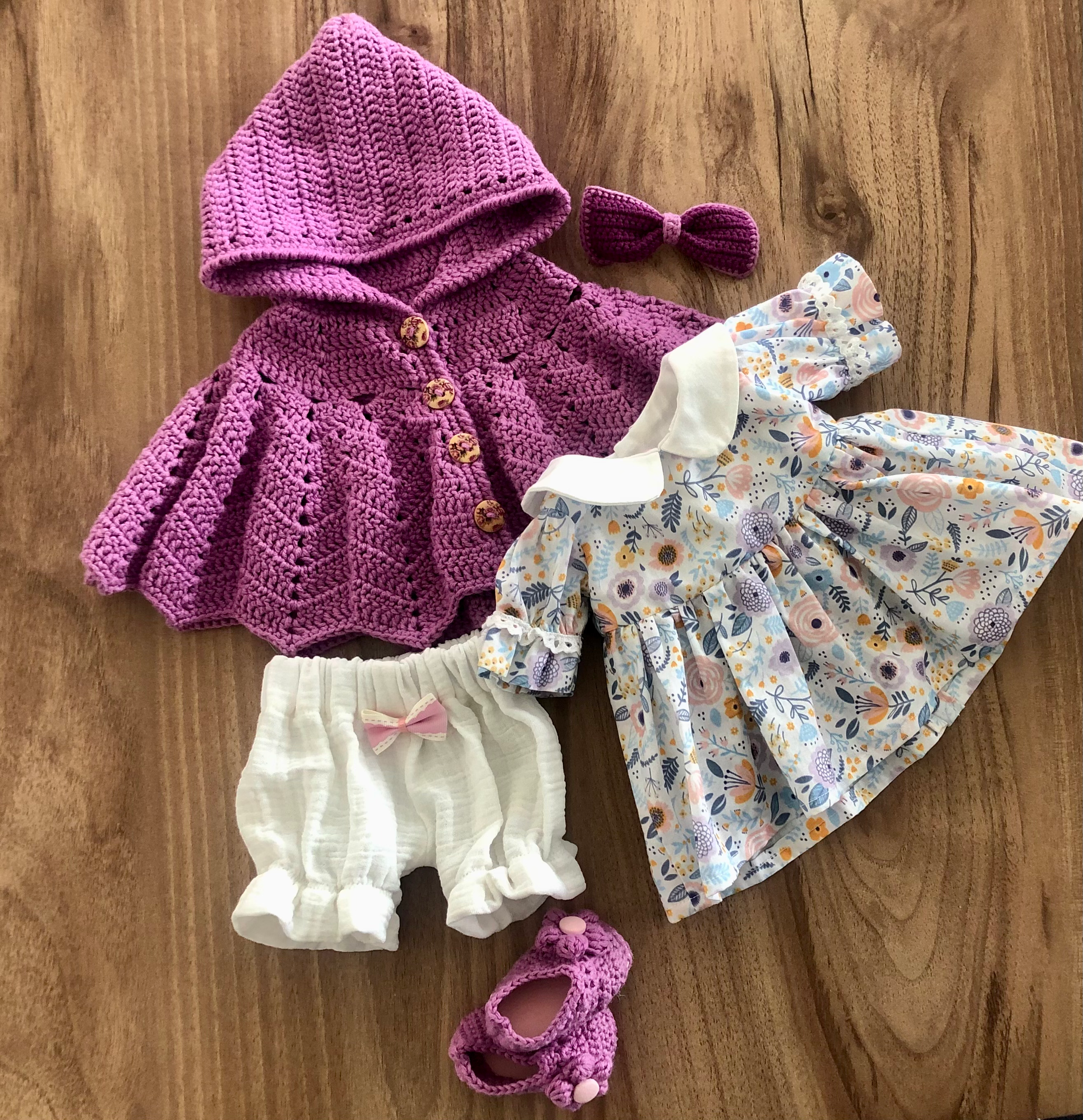 Clothes set for 18 inch /46 cm doll