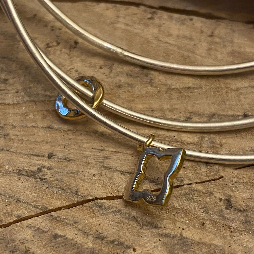 Thumbnail: Xmas Stacking Bangles Set Gold Details