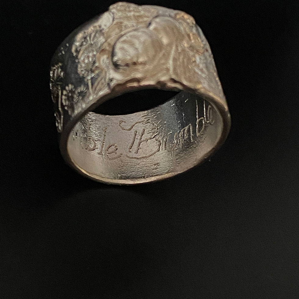 Thumbnail: Humble Bumble Bee Ring © -Solid Sterling Silver Bee Ring