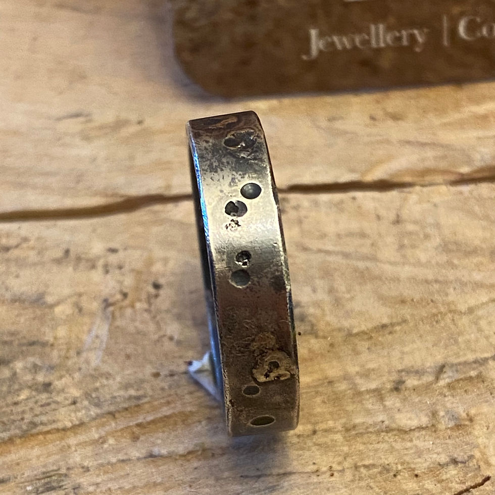 Thumbnail: Heavy Ring in Oxidised Silver Dots Size T