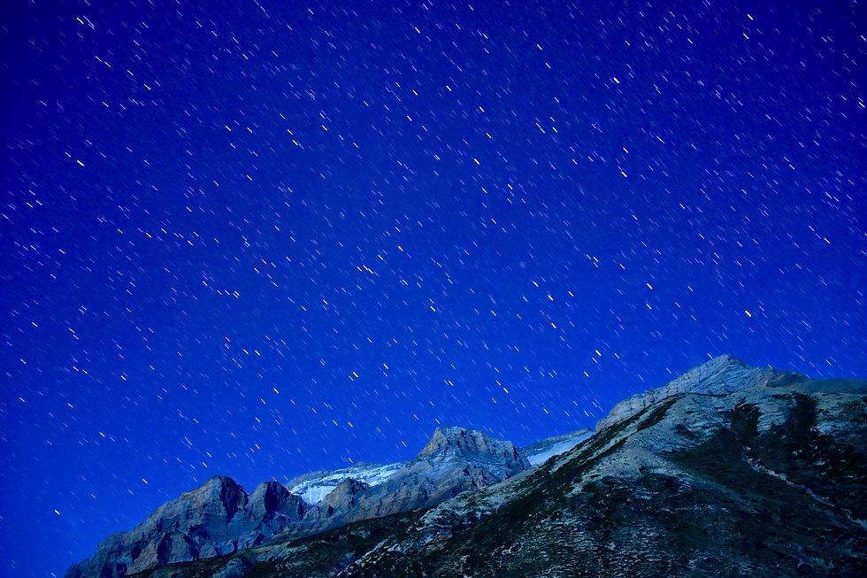 4 ドルポ最大の聖なる山 シェー山.jpeg