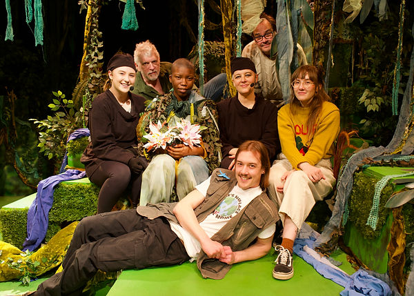 Dancing Sky Theatre Greensleep (back l-r) William Hales, Angus Ferguson (middle) Savana Gallant, Peace Akintade, Crispi Lord 