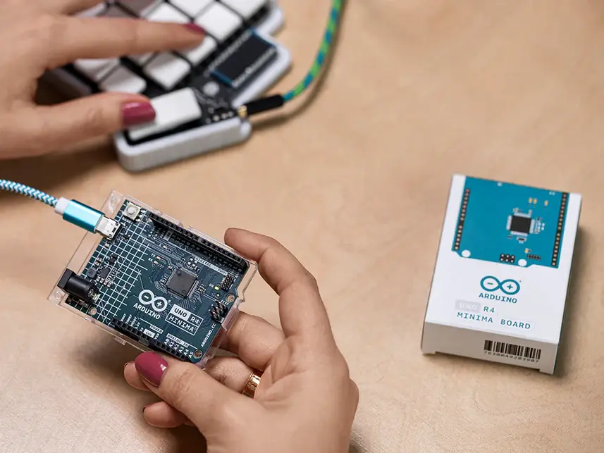 Thumbnail: Arduino UNO R4 Minima ABX00080