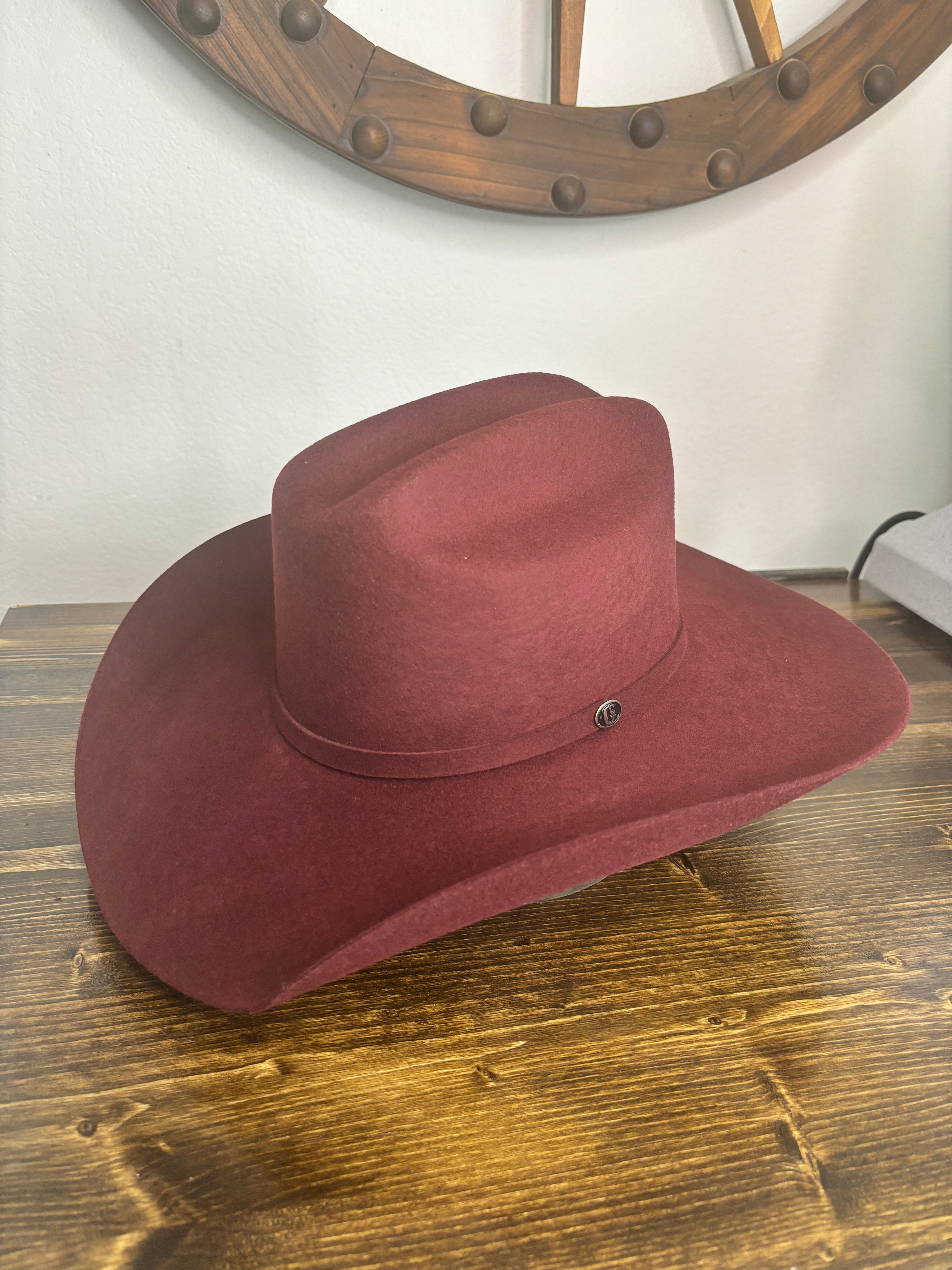Gone Country Yellowstone Black Cherry 5X Wool Cashmere Cowboy Hat with premium burgundy finish and low cattleman crown.