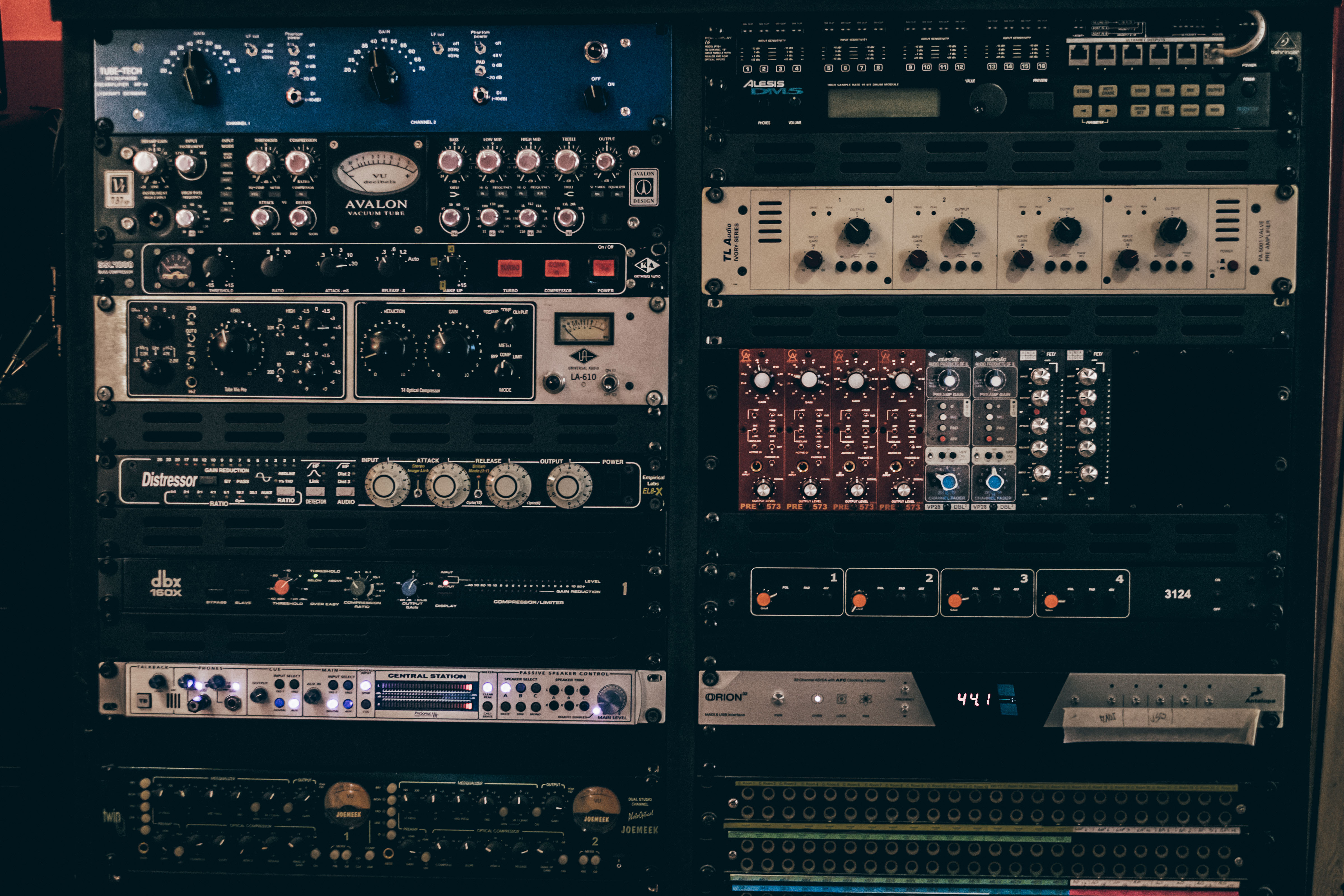 Studio Rack