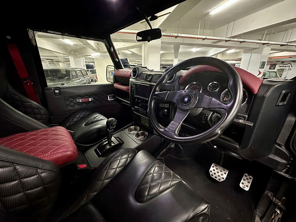 Thumbnail: Land RoverDefender D90 KAHN Edition 1986