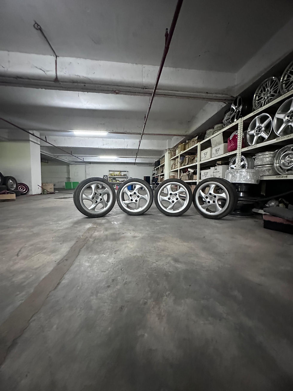 Thumbnail: A Set of Porsche 993 Turbo Twist wheels (Hollow spoke)