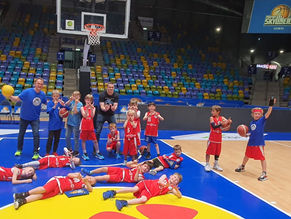 TSGO-Minis holen Turniersieg auf dem Profiparkett