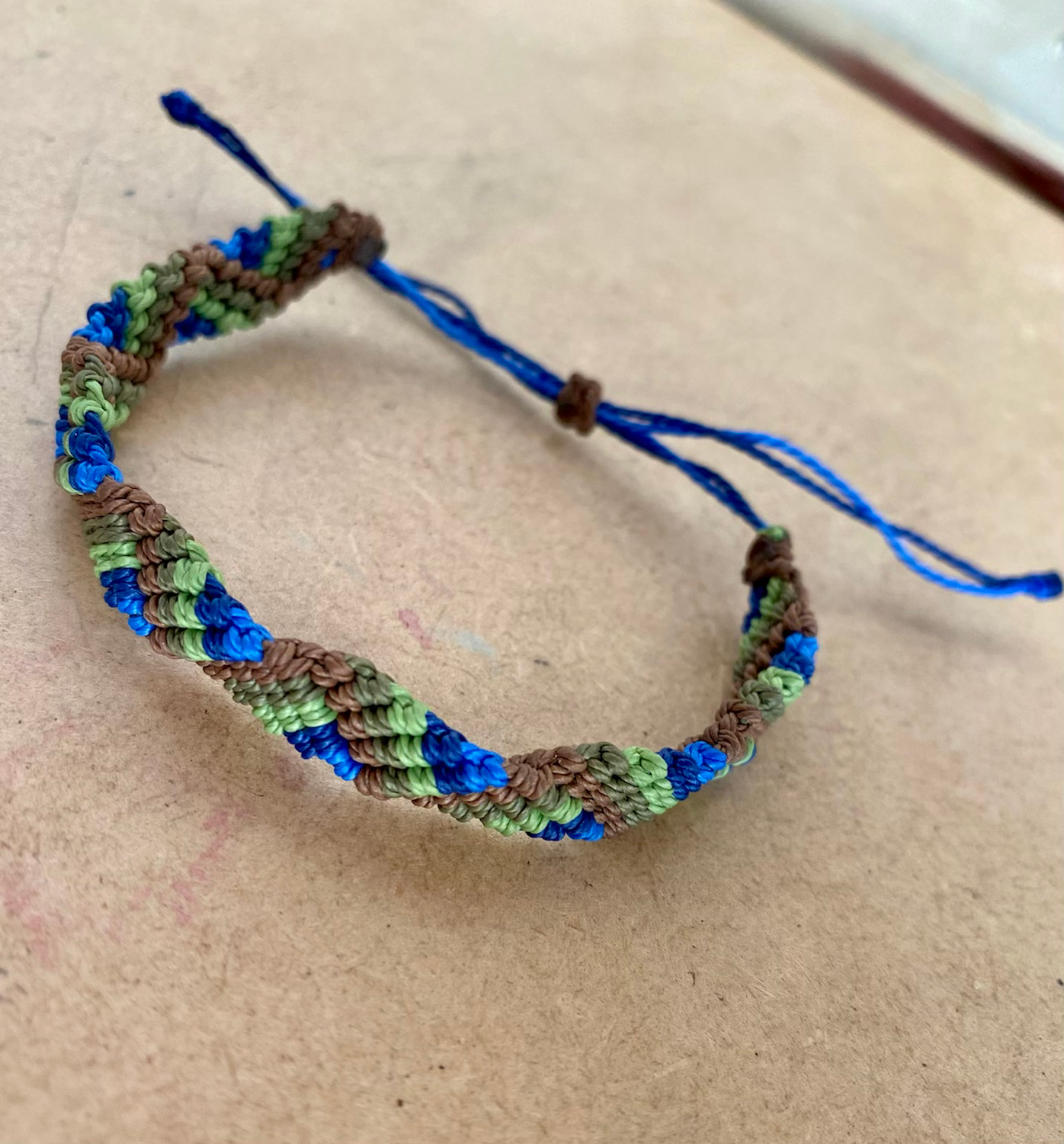 The Rainbow Overlay Style: Waterproof Thread