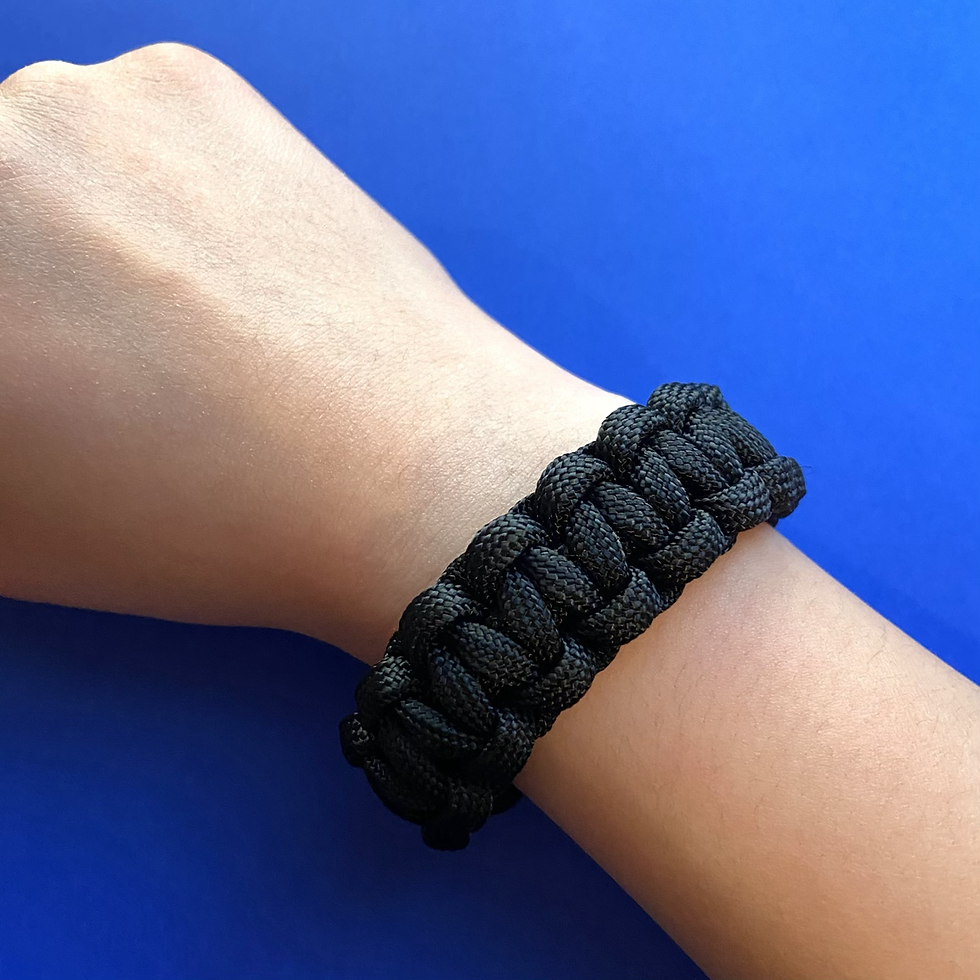 Thumbnail: The Square Knot Style: Paracord