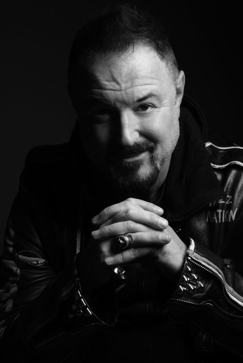 Максим Леонидов