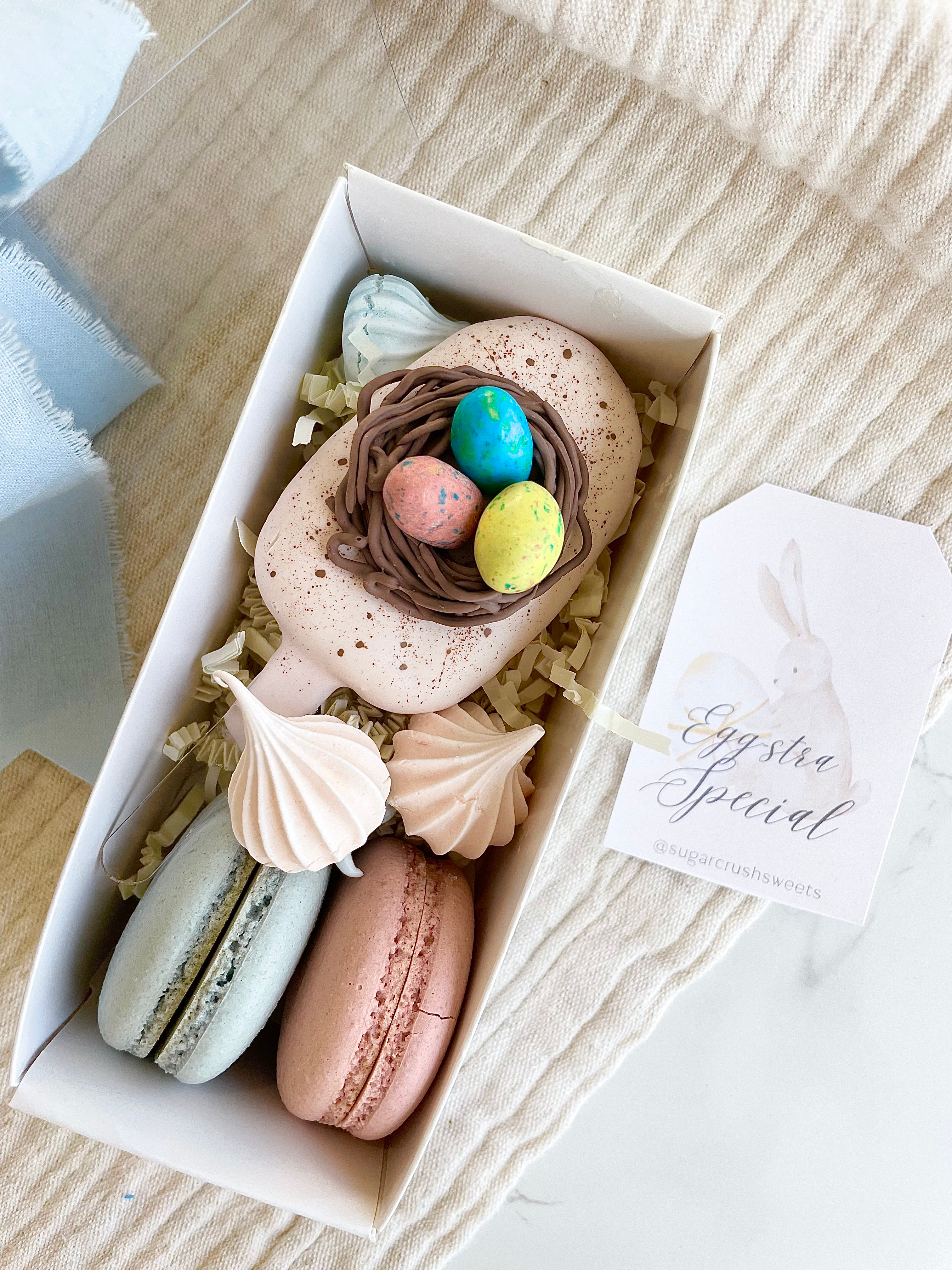 "Egg-stra Special" Treat Box