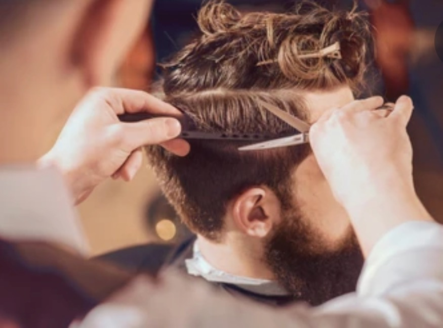 la coiffure homme automne 2021 à adopter