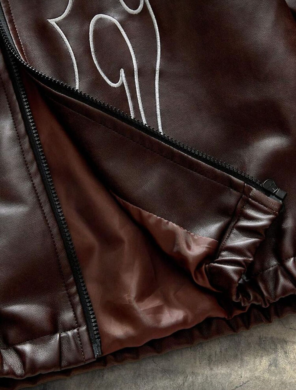 Thumbnail: Men's Autumn Fashionable Street Flame Embroidery Zip-Up PU Leather Long