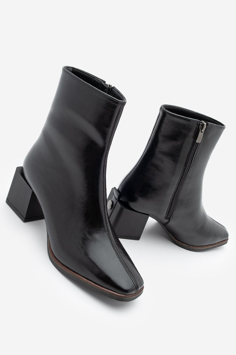 Thumbnail: Marjin Stylish Women's Black Heeled Bootie Noyes Comfort