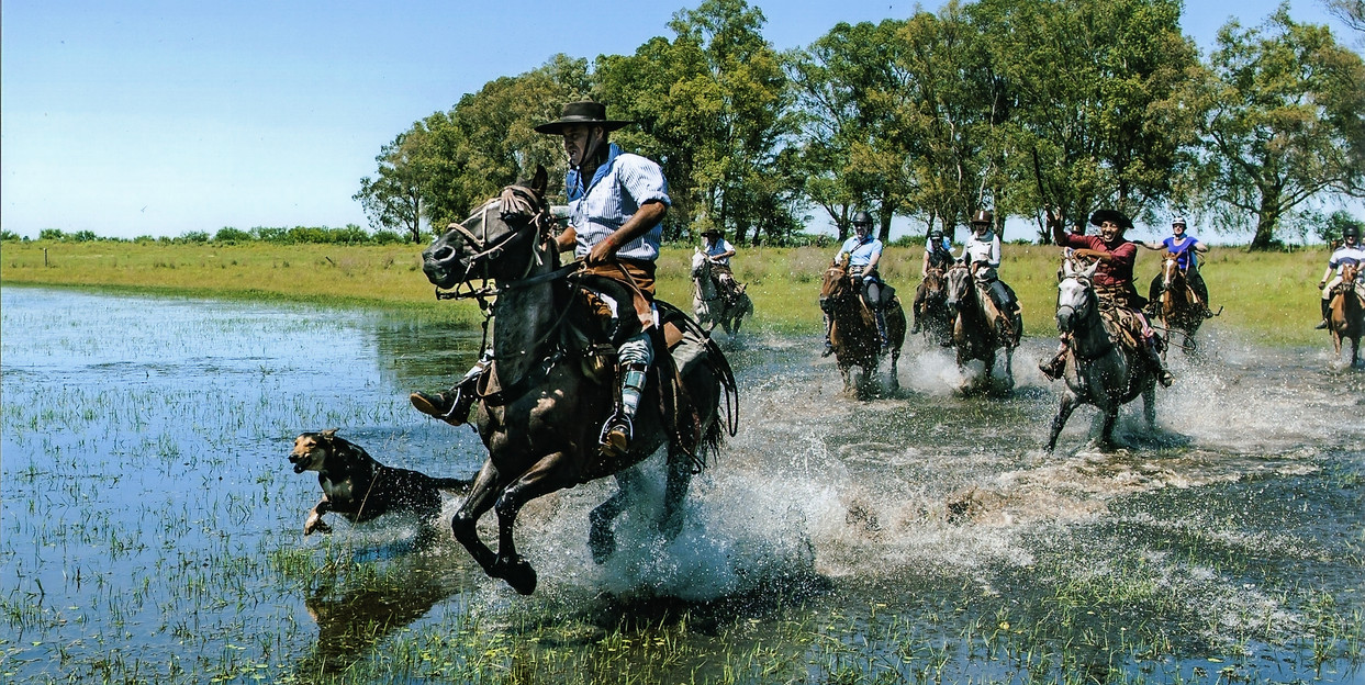 Gaucho Riding_edited.jpg