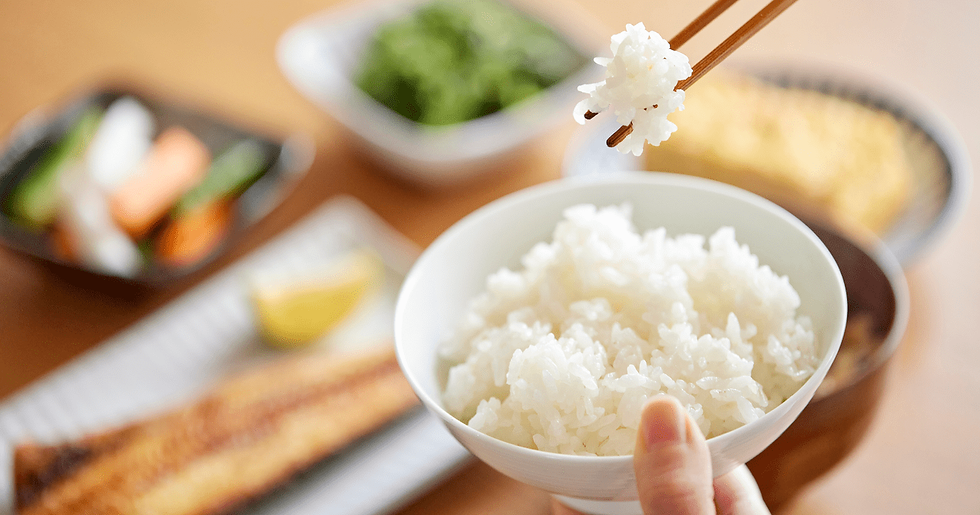 暑い夏にバテる人が「真っ先にやめるべき食べ方」