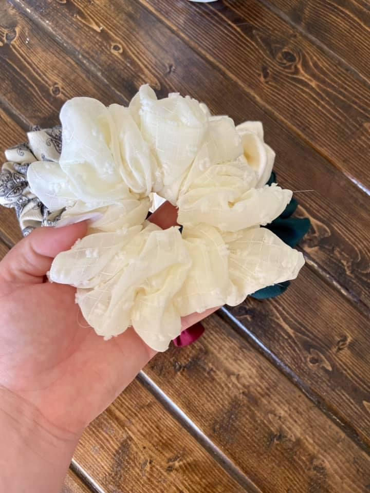 Large Cream Textured Scrunchie