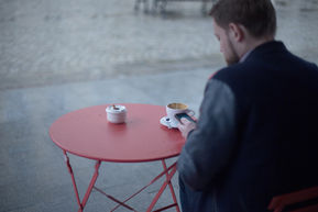 Women Don't Feel a Romantic Connection